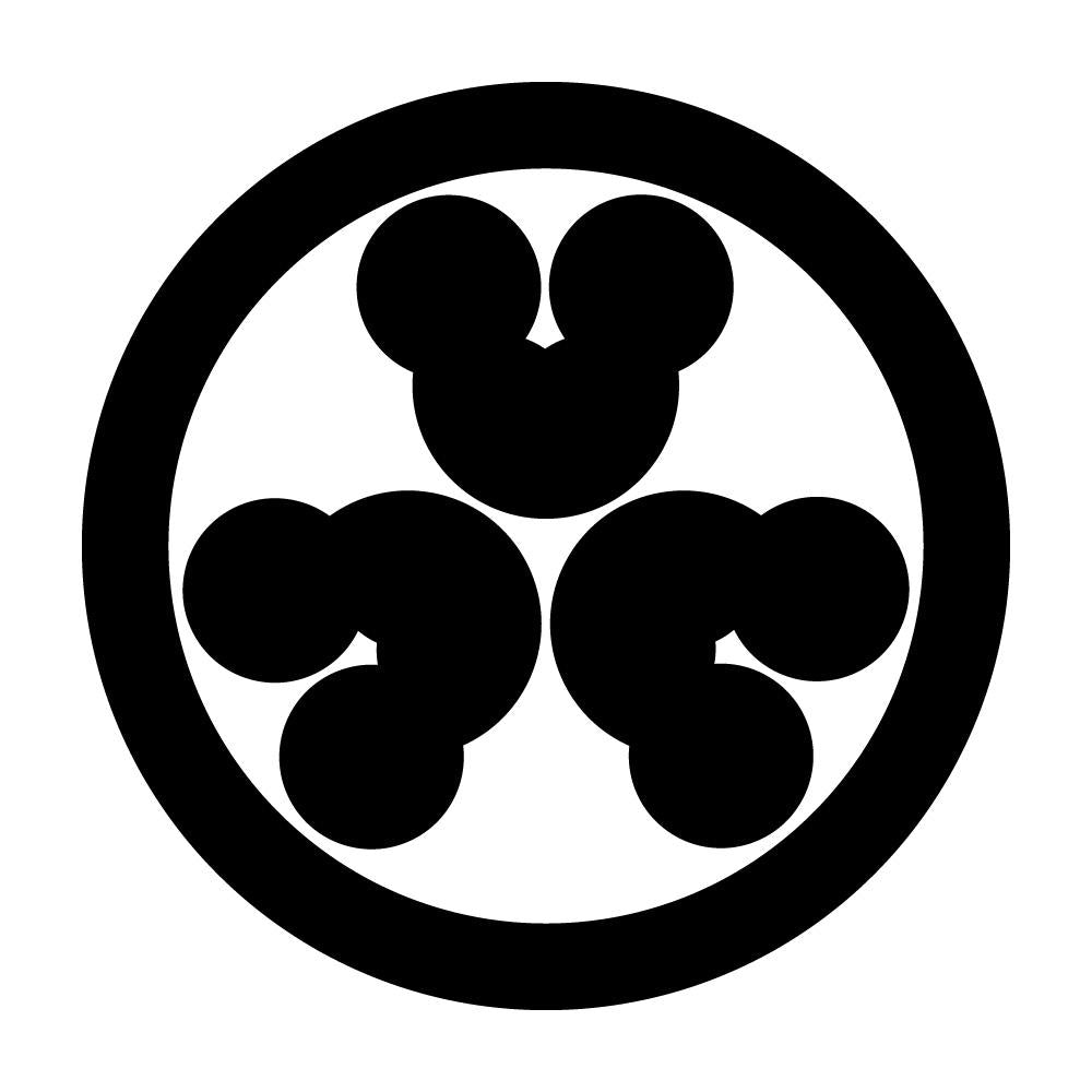 丸に頭合せ三つ洲浜紋