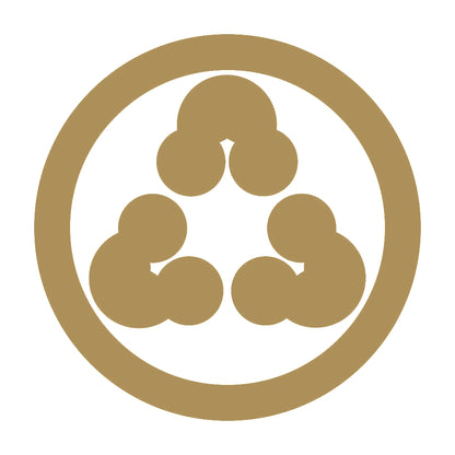 丸に尻合せ三つ洲浜紋 9