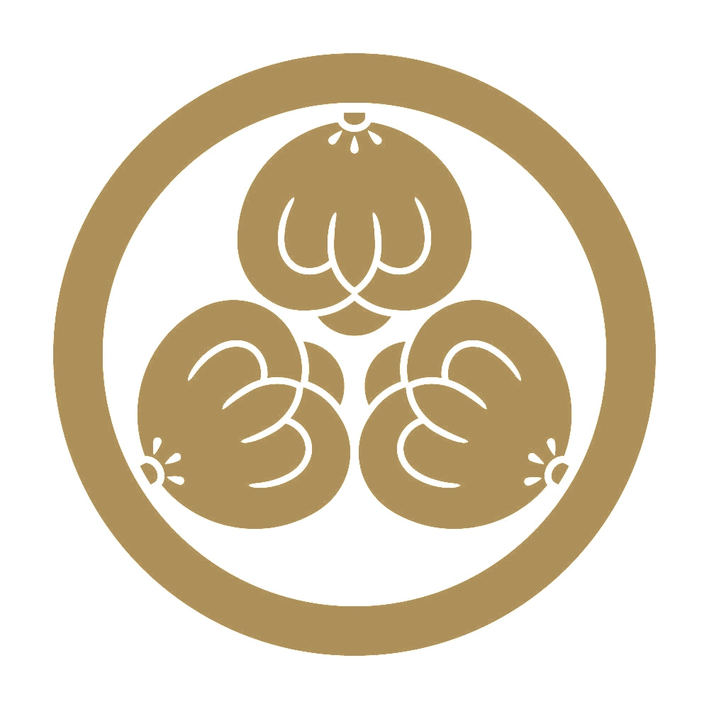 丸に葉なし三つ茶の実紋 9