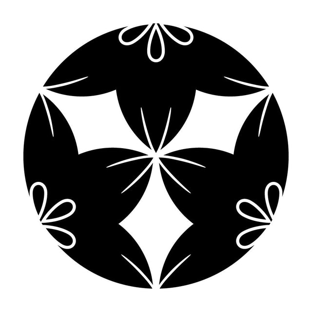 三つ割り花鉄線紋