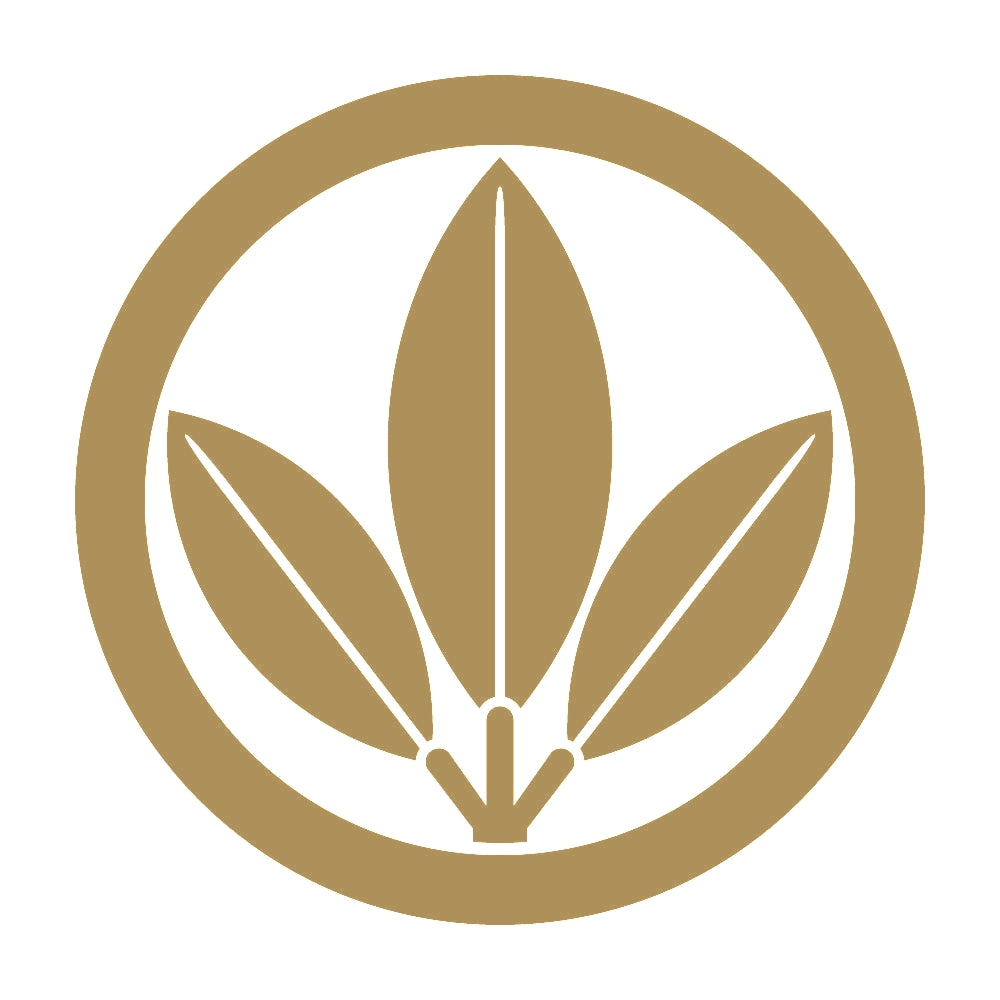 丸に三つ葉南天紋 9