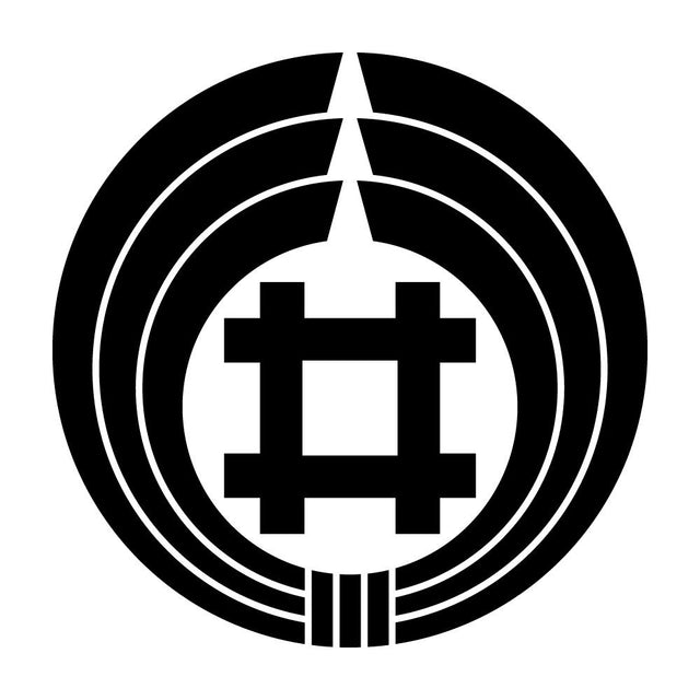 熨斗輪に三つ井筒紋