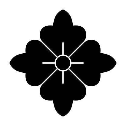 隅立て花角紋