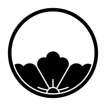 糸輪に覗き花菱紋