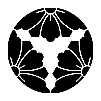 三つ割り剣花菱紋