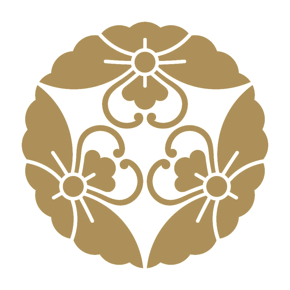 三つ寄せ花菱蝶紋 9