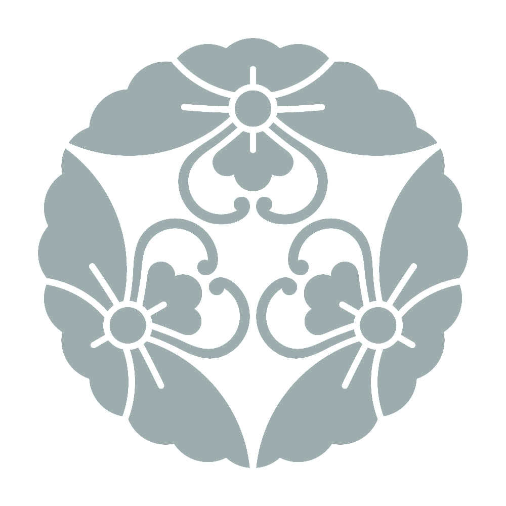 三つ寄せ花菱蝶紋 10