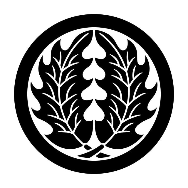 丸に抱き柊紋