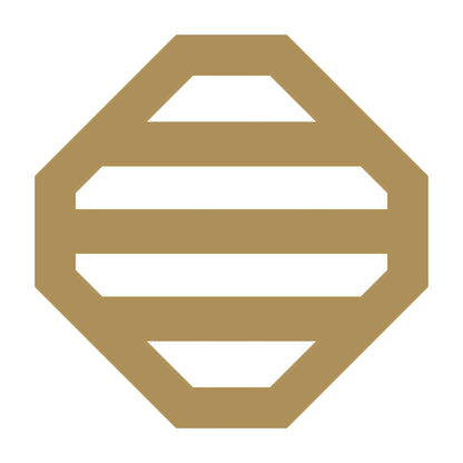 隅切り角に三つ引き紋 9