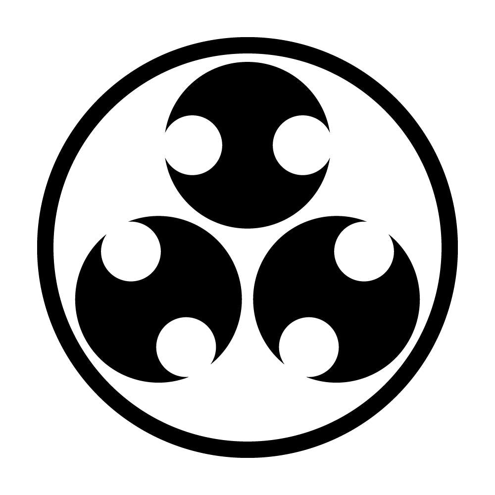 糸輪に三つ分銅紋