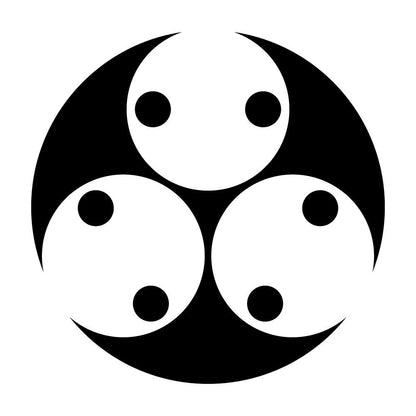 石持ち地抜き三つ分銅紋