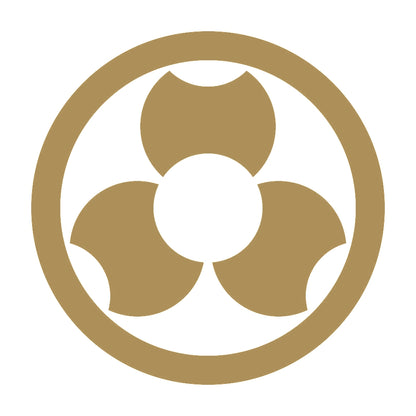 丸に三つ寄せ分銅紋 9