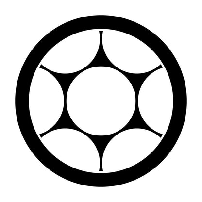丸に鞠挾み紋