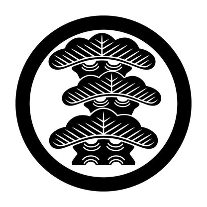 丸に右三階松紋