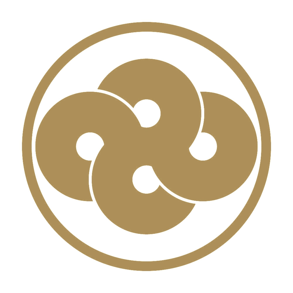 糸輪に捻じ万字菱紋 9