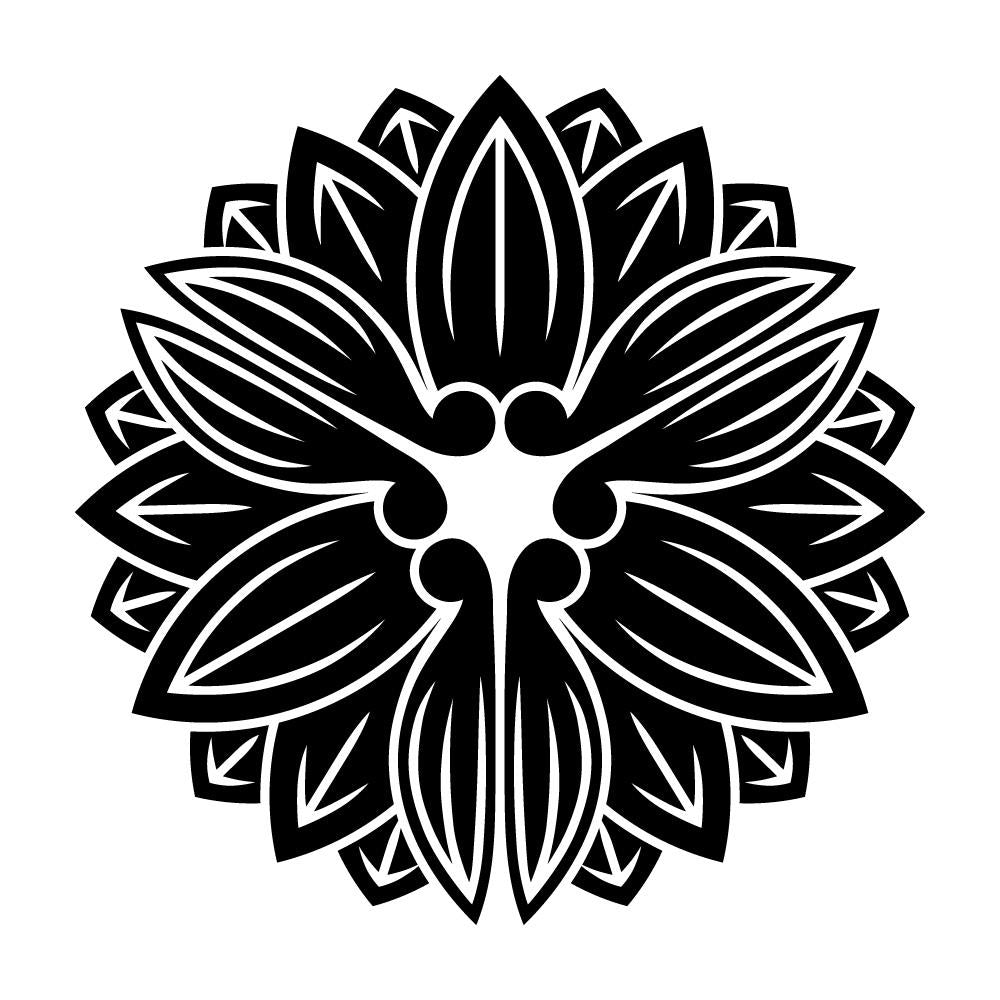 三つ茗荷崩し紋
