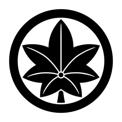 丸に楓紋