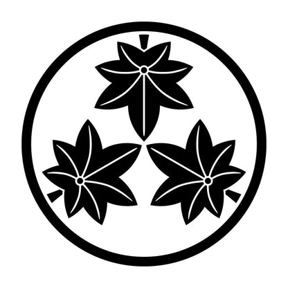 糸輪に三つ楓紋