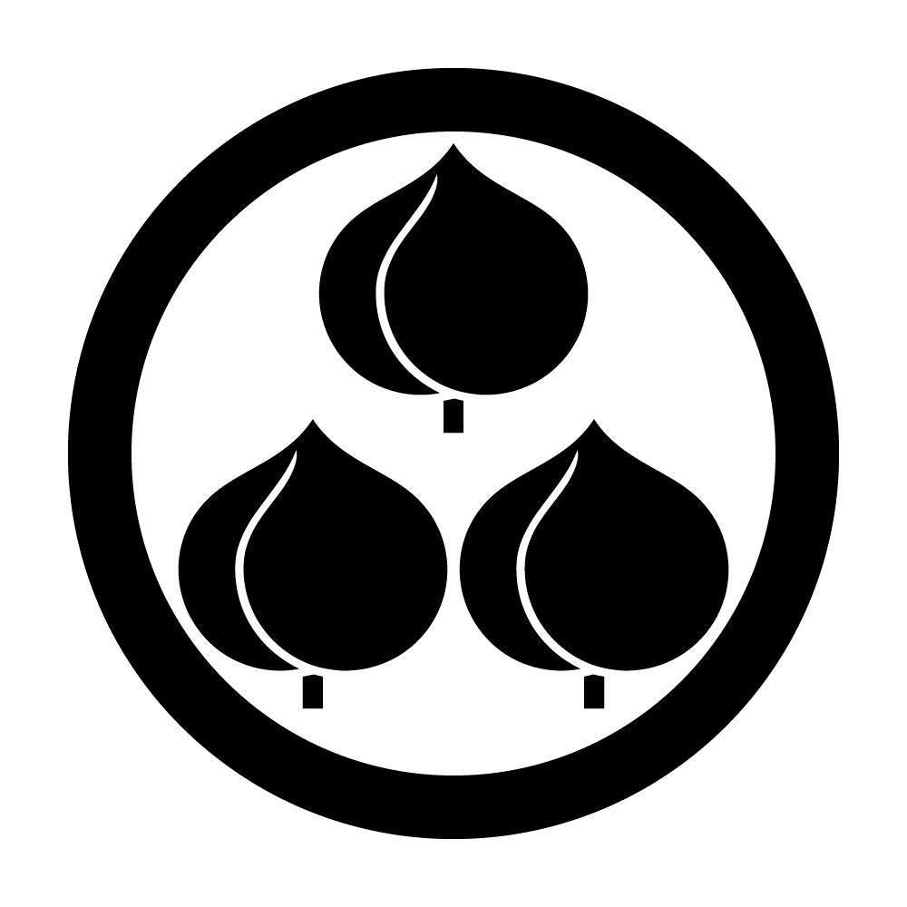 丸に三つ盛り桃紋