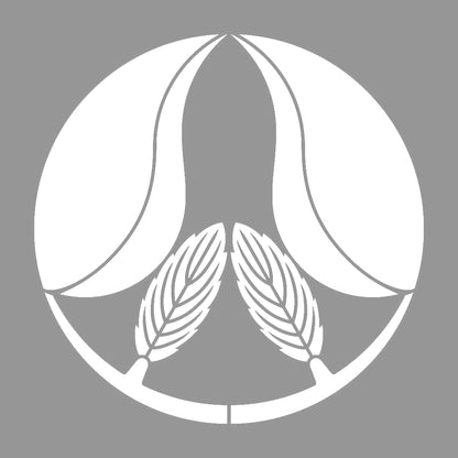 割り桃紋 7
