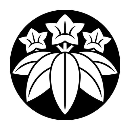 石持ち地抜き笹竜胆紋