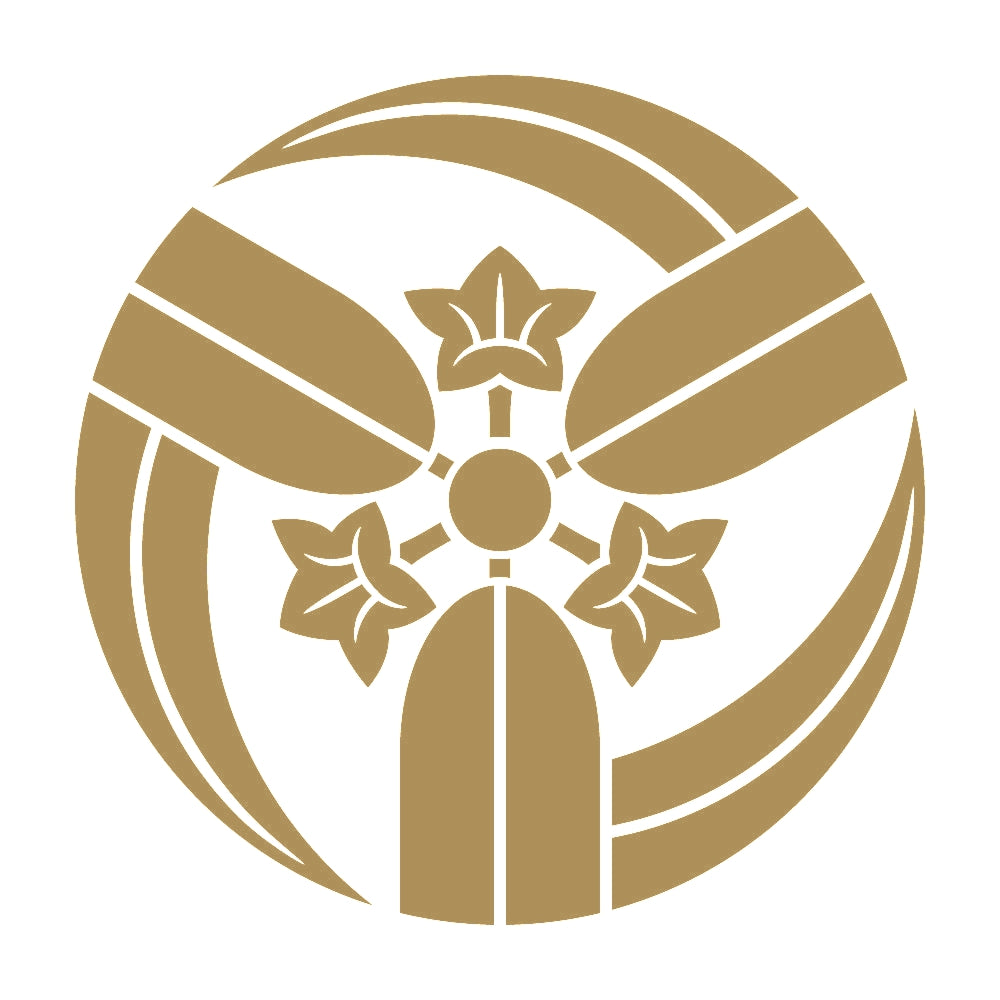 変わり三つ葉折れ竜胆紋 9